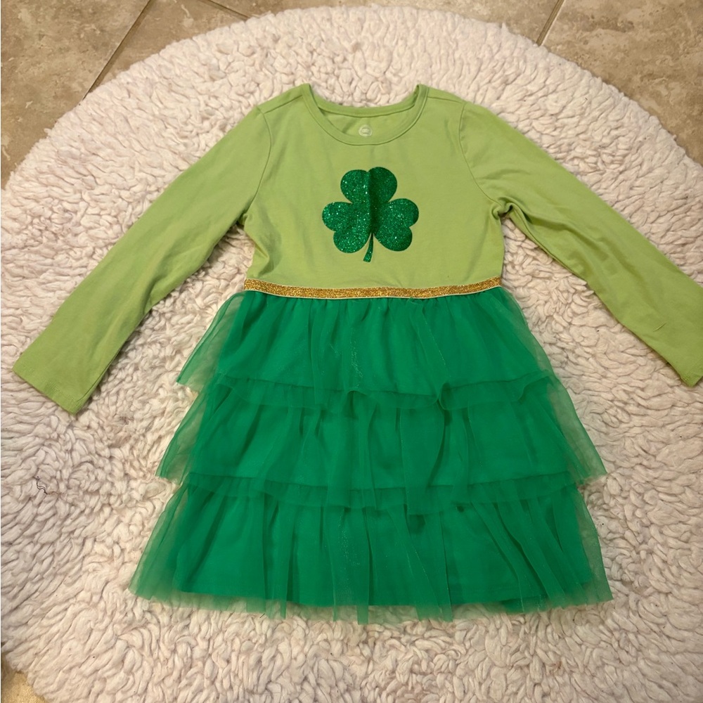 Girls 5T St Patrick’s Day Green Clover Dress